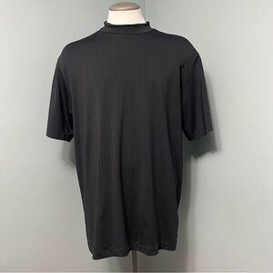 NIKE GOLF Black Short Sleeve Tee with High Crew Neck size large